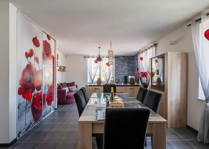 Au Coin De La Petite Chapelle Gitesdes2vallees Appartamento