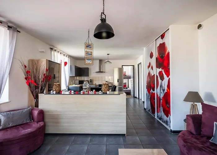 Au Coin De La Petite Chapelle Gitesdes2vallees * Cornimont