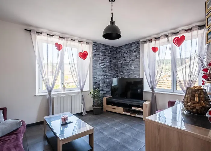 Au Coin De La Petite Chapelle Gitesdes2vallees Appartamento